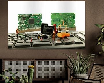 kleine miniatuurtjes die het toetsenbord van de computer repareren of proberen het systeem te hacken van ChrisWillemsen