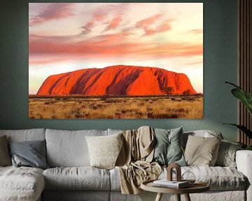 Uluru (Ayers Rock) zonsondergang van Inge Hogenbijl