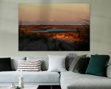 Vue de De Slufter et Vuurtoren Texel au coucher du soleil sur les îles Wadden sur Phillipson Photography