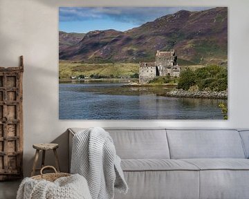 Eilean Donan Castle Scotland by eddy Peelman