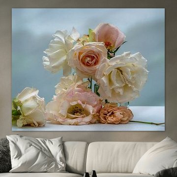Stilleven Rozen - Vergankelijkheid in zachte pastelkleuren