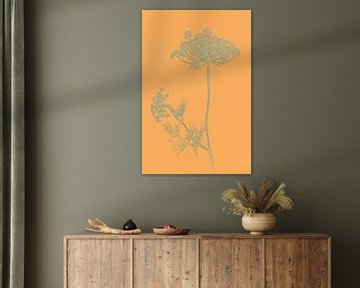 Groene bloem tegen oranje achtergrond / Botanisch van Photography art by Sacha