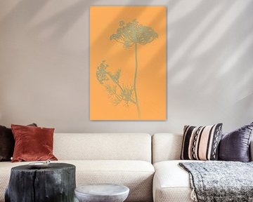 Groene bloem tegen oranje achtergrond / Botanisch van Photography art by Sacha
