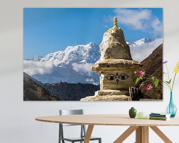 Stupa met eyes of Buddha in de Himalaya - Mount Everest trek van Andre Brasse Photography