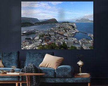 Ålesund   - Noorwegen van Leo van Beugen