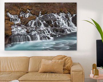 Wasserfall Hraunfossar in Island von Albert Mendelewski