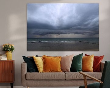 Gewitter über dem Meer von Johan Töpke
