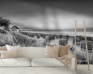 Strand von Scharbeutz an der Ostsee in schwarzweiss. von Manfred Voss, Schwarz-weiss Fotografie