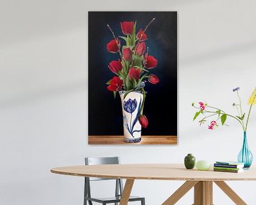 Tulpen in vaas,  Delfts blauw van Klaartje Majoor