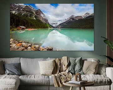 Der Lake Louise in den Rocky Mountains in Kanada von Roland Brack