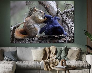 Squirrel with glove