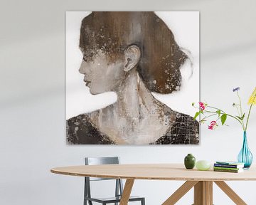 Abstract portret van een vrouw in zwart, wit, bruin - schilderij in acryl en digitale beeldbewerking van MadameRuiz