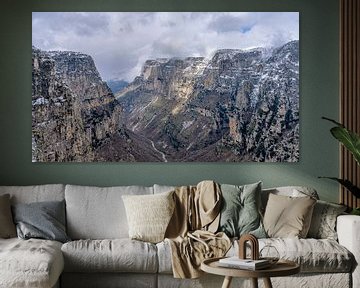 Vikos-Schlucht - Griechenland im Winter von Teun Ruijters