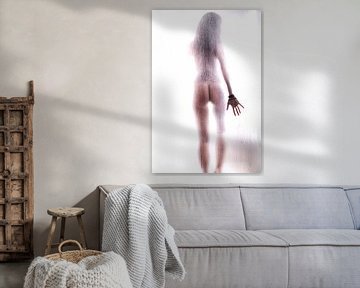 Femme nue dans la douche sur Tilo Grellmann
