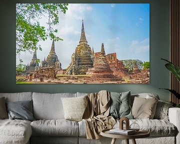 Tempelanlage mit Stupas in Ayutthaya von Barbara Riedel