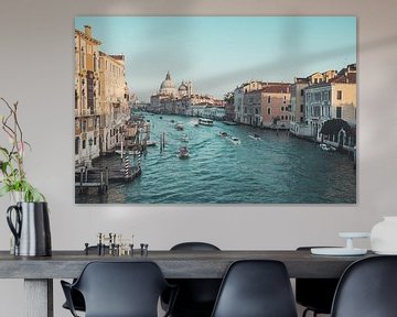Canal Grande in Venetië "Italië" van Charles Poorter