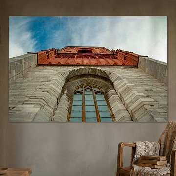 St. John's Kirche mit der roten Turmspitze