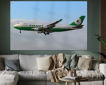 EVA Air Cargo Boeing 747-400 kurz vor der Landung. von Jaap van den Berg