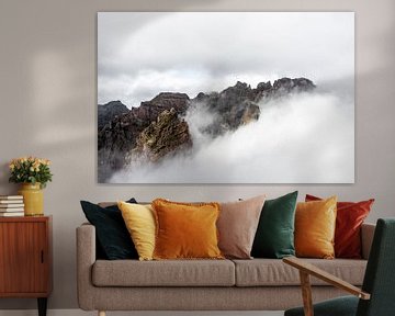 Bergtoppen boven de wolken II | Pico do Areeiro | Madeira | Minimalisme van Daan Duvillier | Dsquared Photography