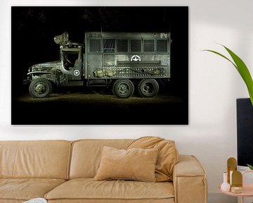 War vehicle. by Vincent Snoek