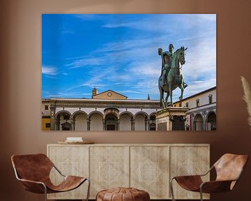 Blick auf das Reiterdenkmal von Ferdinando I in Florenz, Italien