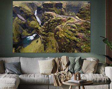 Fjaðrárgljúfur kloof in IJsland van Danny Slijfer Natuurfotografie
