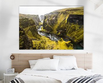 Fjaðrárgljúfur kloof in IJsland van Danny Slijfer Natuurfotografie