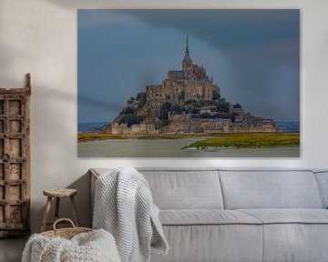 Mont Saint Michel in Normandië van Roland Brack