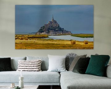 Mont Saint Michel in Normandië van Roland Brack