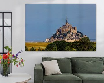 Mont Saint Michel in Normandië van Roland Brack