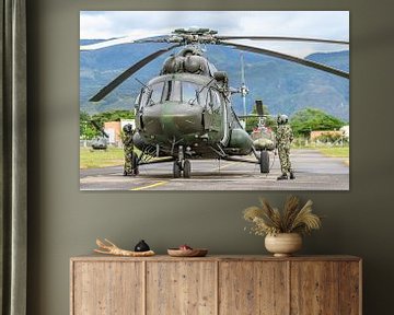Colombiaanse legerhelikopter Mil Mi-17V5. van Jaap van den Berg