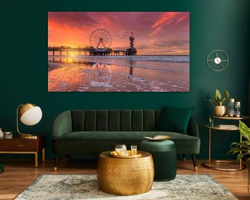 Scheveningen Pier and Ferris wheel during sunset by Rob Kints