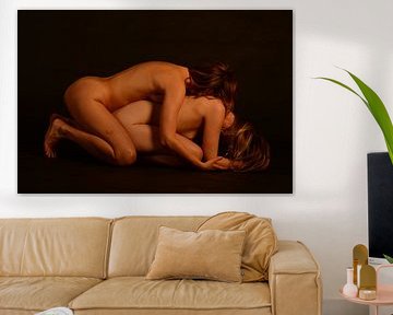 2 girls