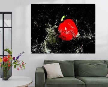Splashfotografie-rode paprika van Cora Deutekom