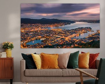 Zonsondergang in Bergen, Noorwegen van Henk Meijer Photography