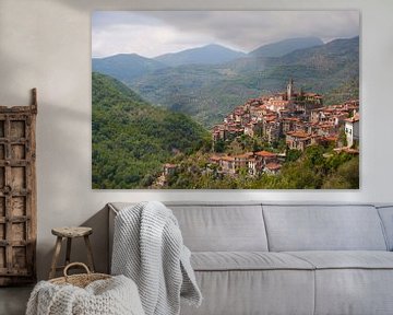 Un village de montagne en Italie sur Brian Morgan