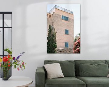 Fenster mit blauen Fensterläden in der Altstadt von 'Dalt Vila', Eivissa // Reisefotografie