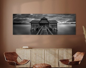 Boathouse with jetty at the Ammersee in black and white . by Manfred Voss, Schwarz-weiss Fotografie