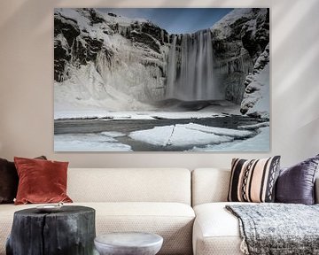 Waterval winterlandschap IJsland Skogafoss van Marjolein van Middelkoop