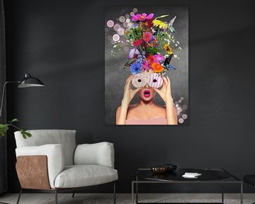 Flower woman met donut ogen van Postergirls