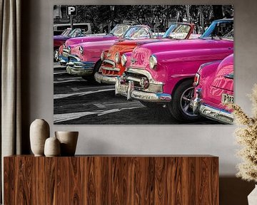 Pink Oldtimer Classic Cars Havanna Kuba Colorkey von Carina Buchspies