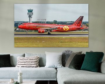 Airbus A320 von Brussels Airlines in der Lackierung Red Devils. von Jaap van den Berg