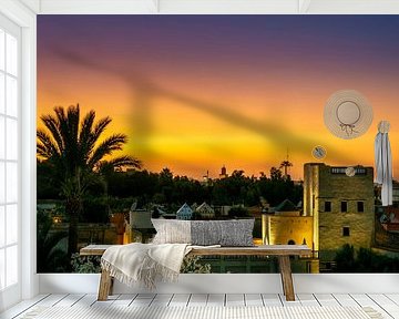 Huizen in Marrakech tijdens zonsondergang van Rene Siebring