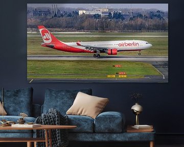 Atterrissage de l'Airbus A330-200 d'Air Berlin (D-ALPG). sur Jaap van den Berg