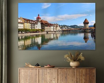 Luzern met Kapelbrug, Zwitserland van Ines Porada