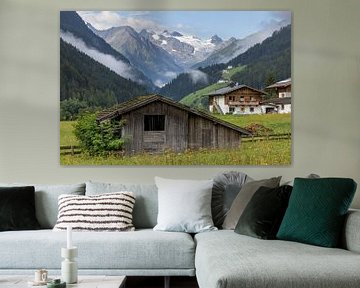 Houten schuur in het Stubaital Tirol van Sander Groenendijk