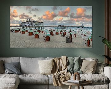 Seebrücke am Strand von Sellin bei Sonnenuntergang von Markus Lange