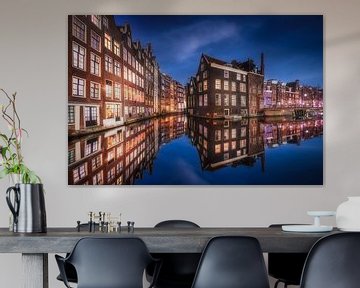 Amsterdam Oudezijds Voorburgwal in de Avond