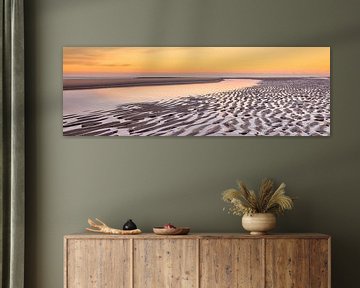 Seascape, Beach and North Sea at sunset