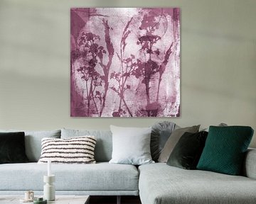 Abstract Retro Botanisch. Bloemen, planten en bladeren in paars en wit van Dina Dankers